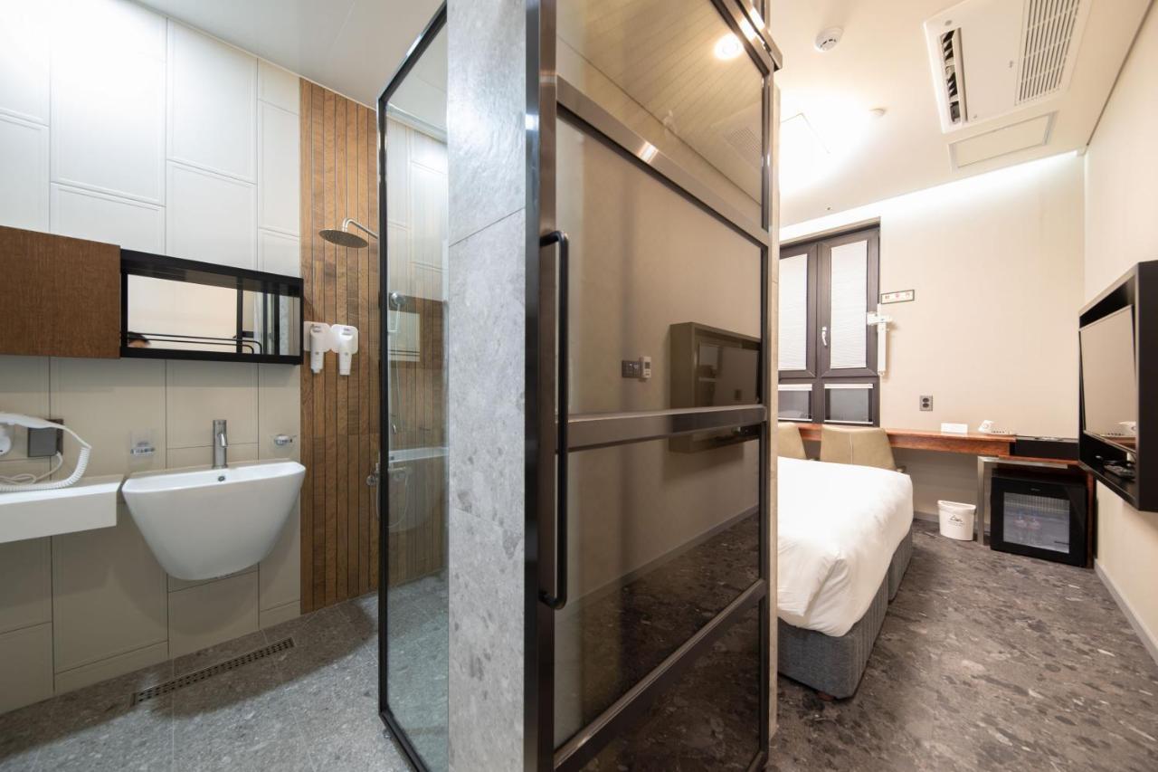 Hotel Dm Seoul Exterior photo